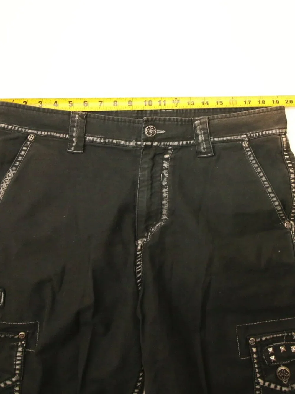 Affliction Faded Black Cargo Studded Shorts Mens 36 Heavy Canvas Y2K READ FADES